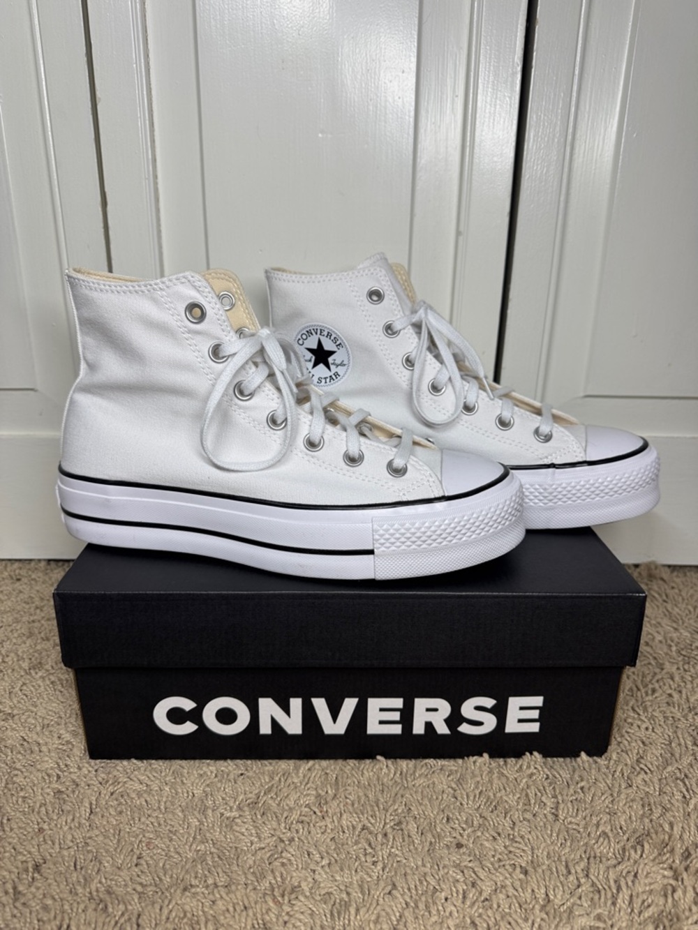 White Converse Chuck Taylor All Star Platform Shoes 8.5
